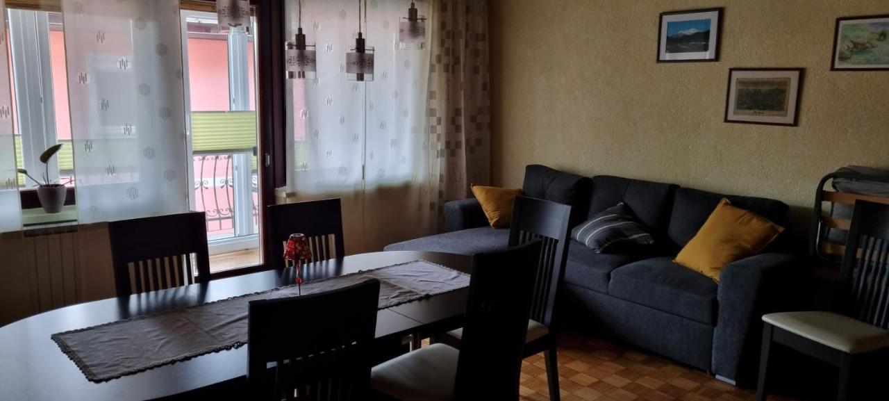 Apartma Zele Postojna Exterior foto